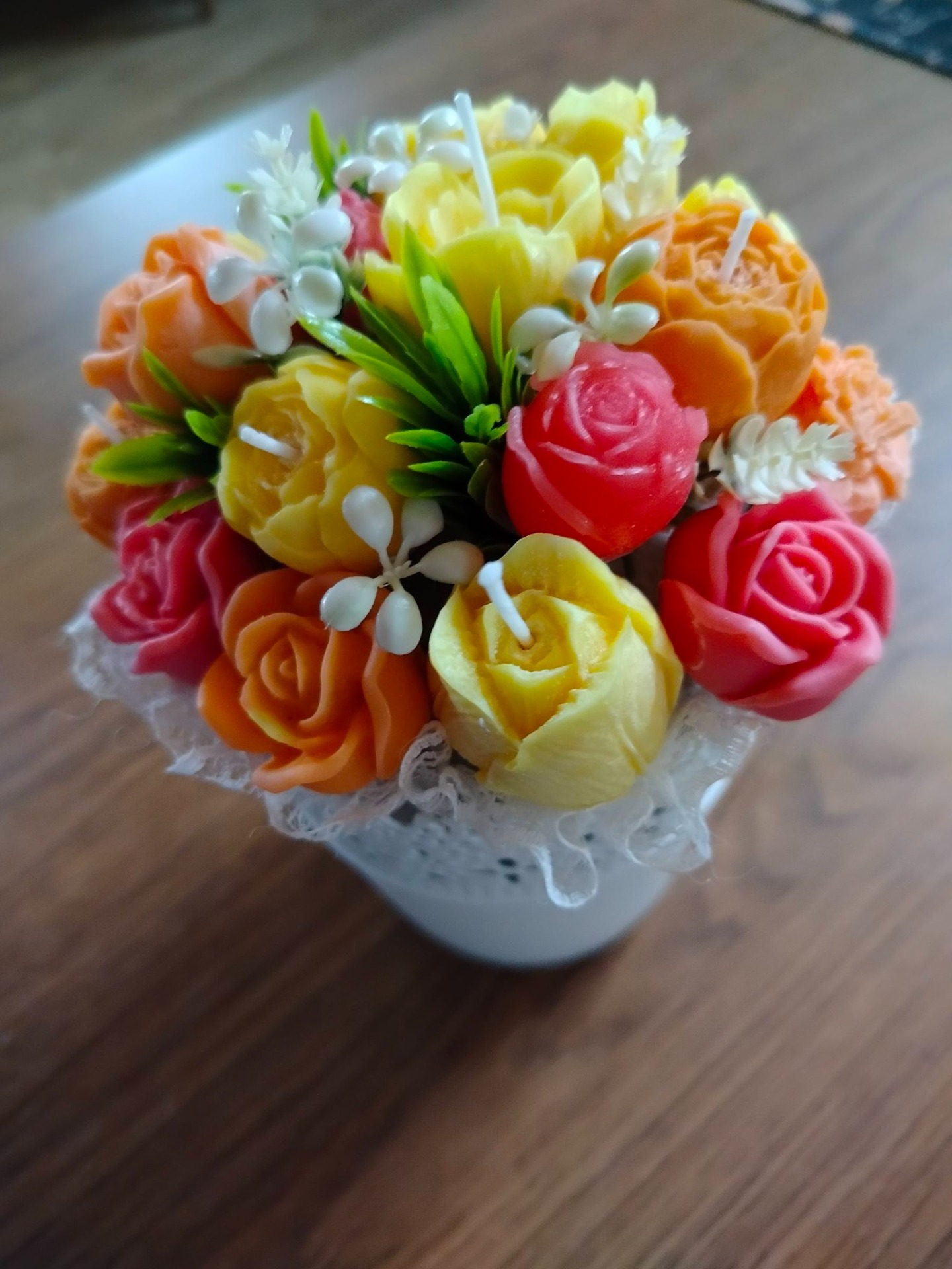 Květinové kytice ze svíček